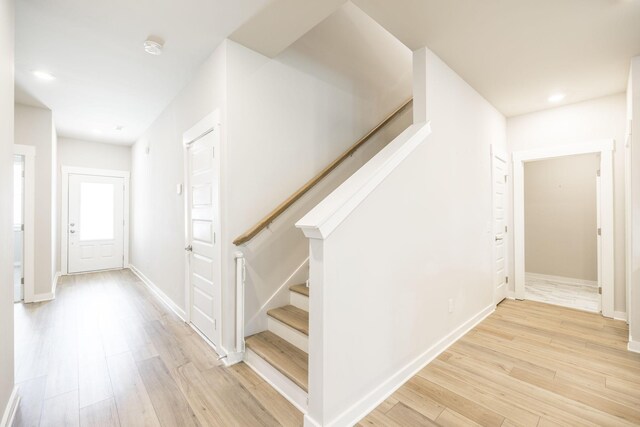 441 Golden Meadow Ln, Hendersonville, TN 37075 - hall featuring light wood-style flooring, stairs, baseboards, and recessed lighting