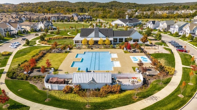 441 Golden Meadow Ln, Hendersonville, TN 37075 - aerial perspective of suburban area with a pool