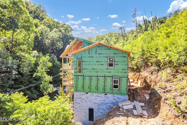 928 Ski Mountain Rd, Gatlinburg, TN 37738 - view of outbuilding featuring a forest view