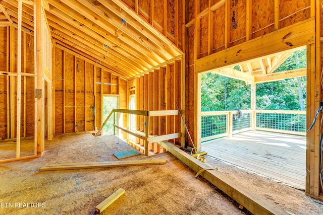 928 Ski Mountain Rd, Gatlinburg, TN 37738 - misc room with lofted ceiling