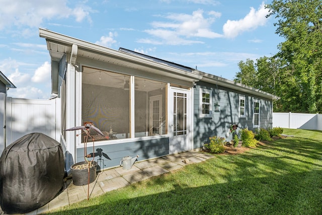 200 Nichols Dr, Woodbury, TN 37190 - back of property with a sunroom