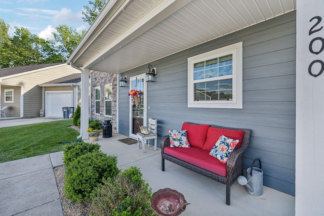 200 Nichols Dr, Woodbury, TN 37190 - covered porch with an attached garage and a yard