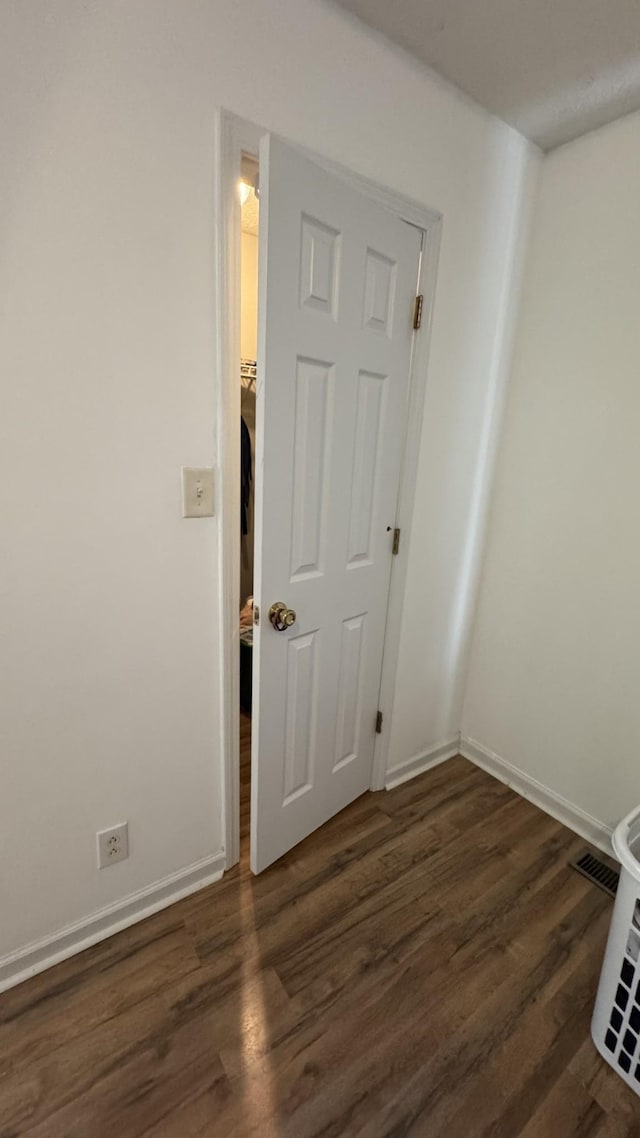 312 Pappy Dr, Oak Grove, KY 42262 - empty room featuring dark wood finished floors and baseboards