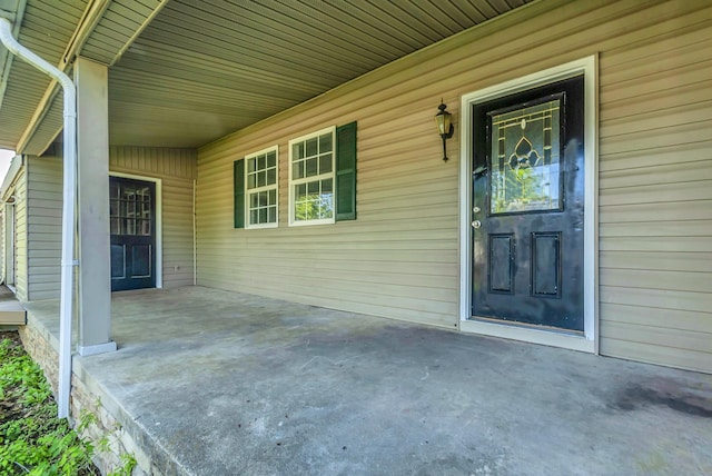 226 Higdon St, Lynnville, TN 38472 - doorway to property featuring a porch