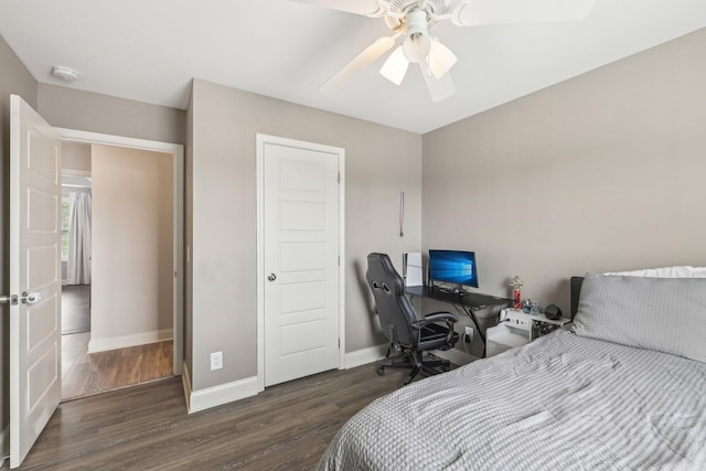 974 Bonellis Ln, Clarksville, TN 37040 - bedroom featuring wood finished floors, baseboards, and a ceiling fan