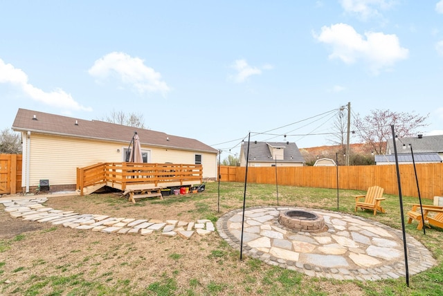 202 Jim Thorpe Dr, Clarksville, TN 37042 - back of property featuring an outdoor fire pit and a deck