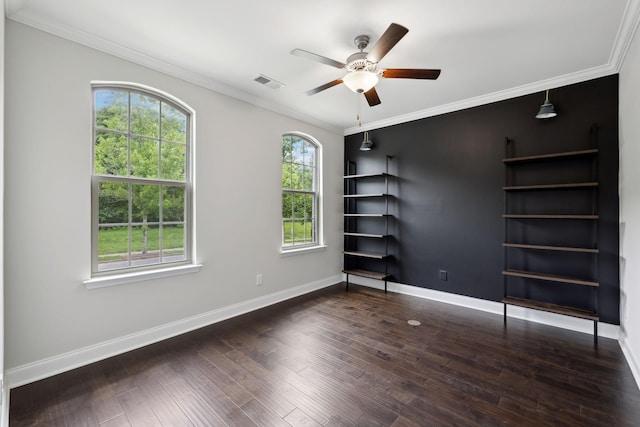 229 Claremont Ct, Gallatin, TN 37066 - unfurnished room featuring a ceiling fan, crown molding, baseboards, and wood finished floors