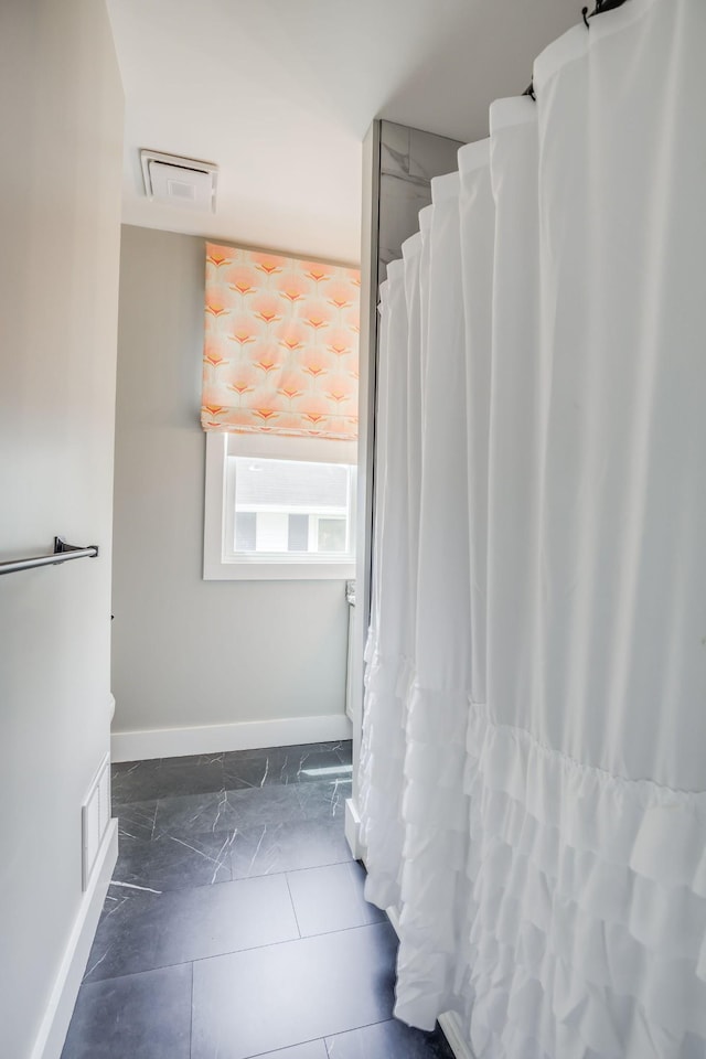 601 Lawrence St, Old Hickory, TN 37138 - full bathroom with baseboards