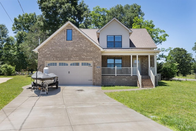 3021 Cambridge Ct, Lewisburg, TN 37091 - view of front of house with covered porch, a front lawn, brick siding, and driveway