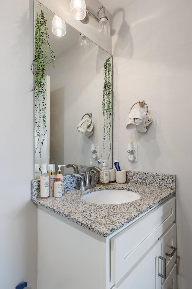 3021 Cambridge Ct, Lewisburg, TN 37091 - bathroom featuring vanity