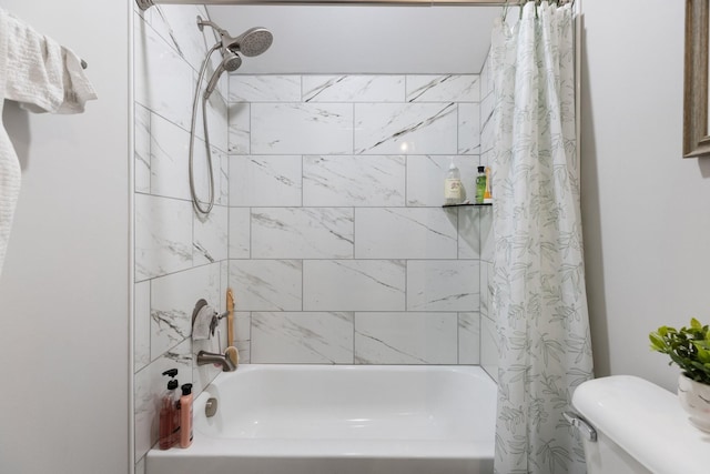 3021 Cambridge Ct, Lewisburg, TN 37091 - bathroom with toilet and shower / tub combo with curtain