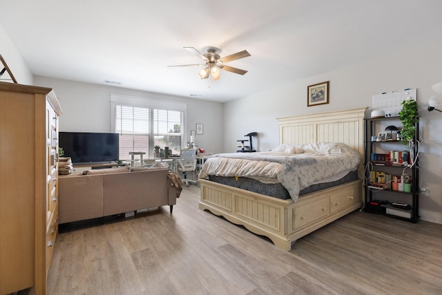 3021 Cambridge Ct, Lewisburg, TN 37091 - bedroom featuring light wood finished floors and ceiling fan
