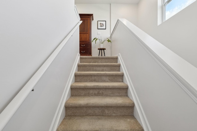 1507 Ashgrove Pl, Lebanon, TN 37087 - staircase featuring carpet flooring