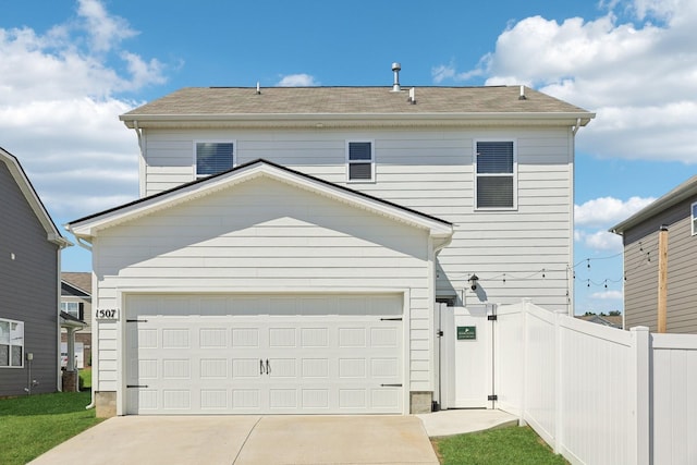 1507 Ashgrove Pl, Lebanon, TN 37087 - view of front of property with a garage and driveway
