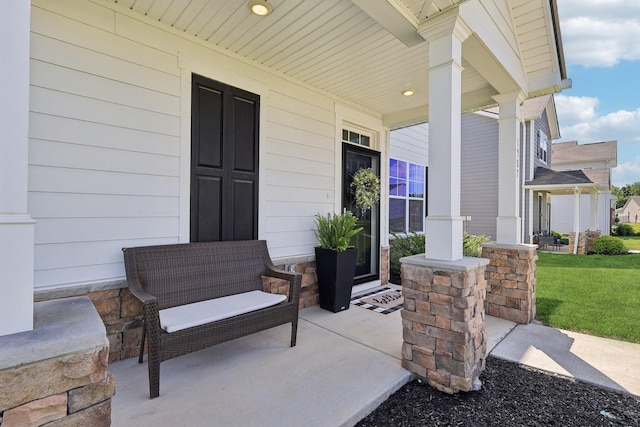 1507 Ashgrove Pl, Lebanon, TN 37087 - porch featuring a yard