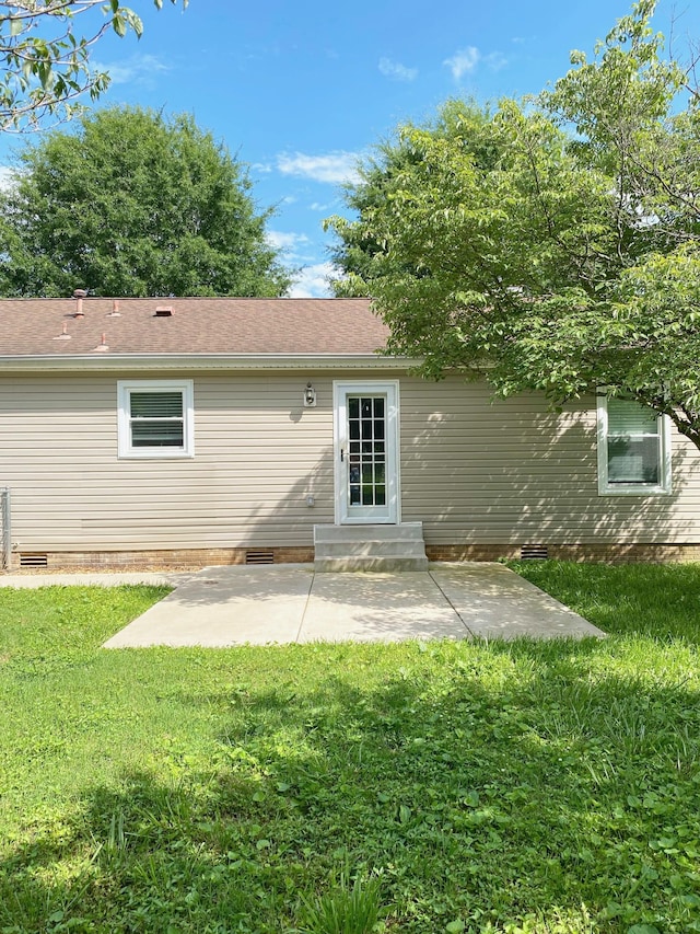 1834 Venada Trl, Murfreesboro, TN 37128 - back of house with crawl space, a patio, and a yard