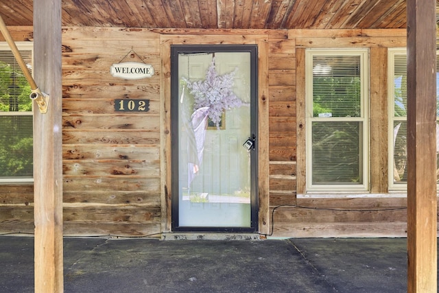 102 Nall Ave, Centerville, TN 37033 - view of property entrance