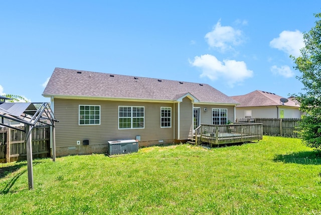 1382 Whitt Ln, Clarksville, TN 37042 - back of property with crawl space, a wooden deck, central AC unit, and a shingled roof