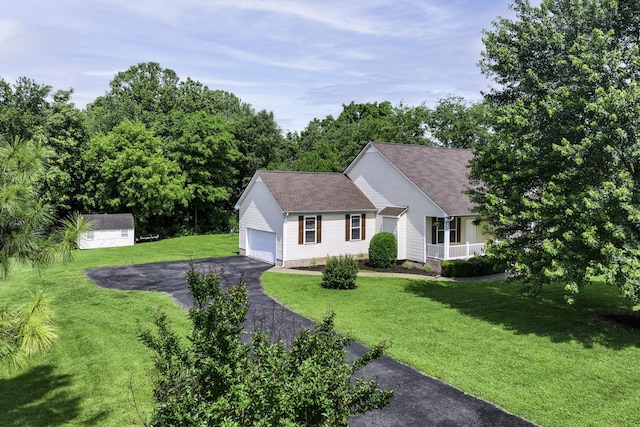 2815 Windy Way, Thompsons Station, TN 37179 - ranch-style house featuring a front lawn, roof with shingles, and asphalt driveway