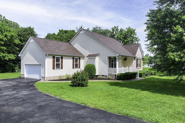 2815 Windy Way, Thompsons Station, TN 37179 - view of front of property with covered porch, driveway, a front lawn, and roof with shingles