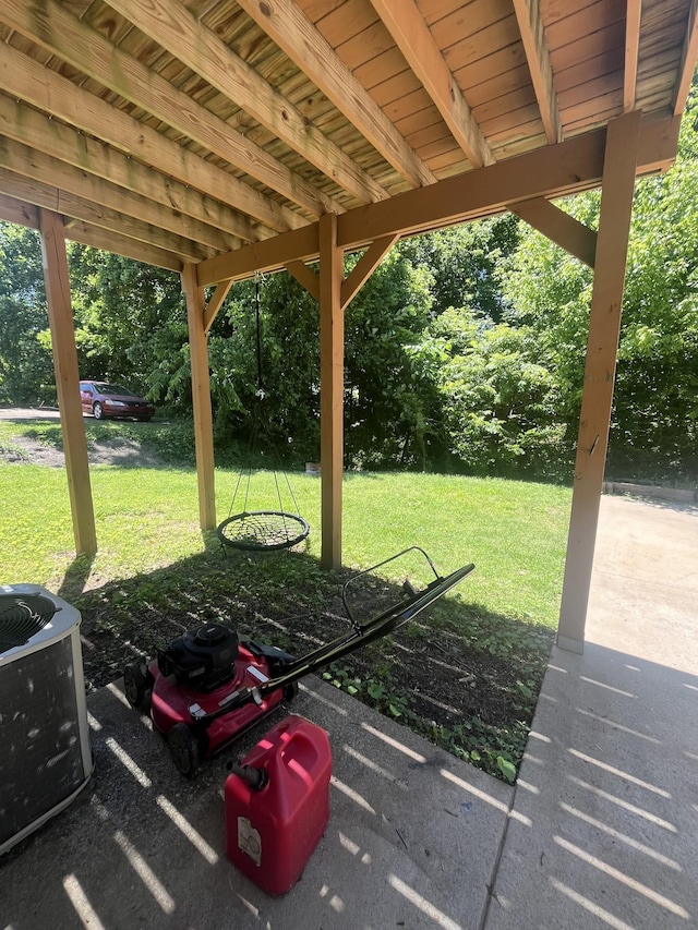 924 Granny White Rd, Clarksville, TN 37040 - view of patio featuring central AC unit
