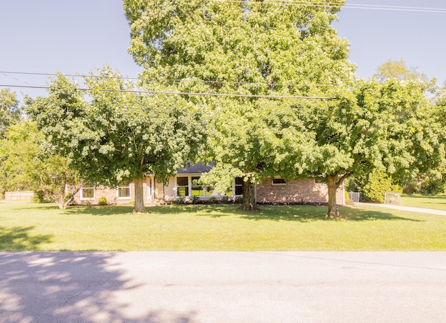 204 Tyne Blvd, Old Hickory, TN 37138 - view of front of home featuring a front yard
