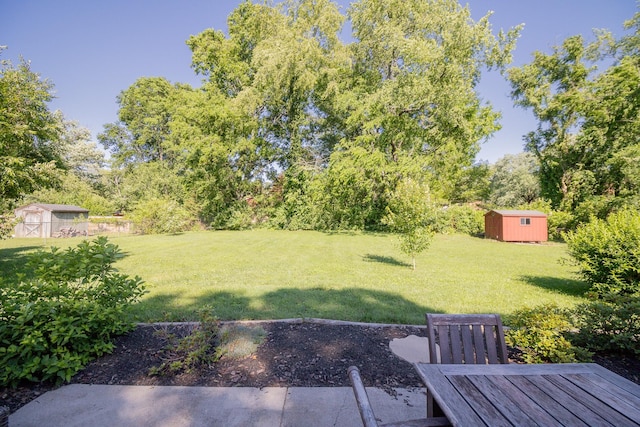 204 Tyne Blvd, Old Hickory, TN 37138 - view of green lawn