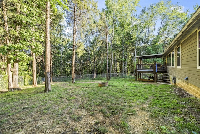 100 Station Dr, Waverly, TN 37185 - view of yard featuring stairs and a deck
