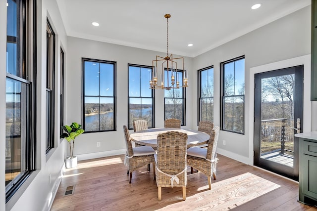 337 Lake Court Dr, Lynchburg, TN 37352 - dining area with a chandelier, light wood-style flooring, baseboards, and recessed lighting