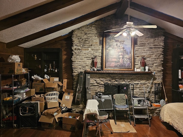 1611 Saltlick Pl, Murfreesboro, TN 37129 - living room with wood finished floors and ceiling fan