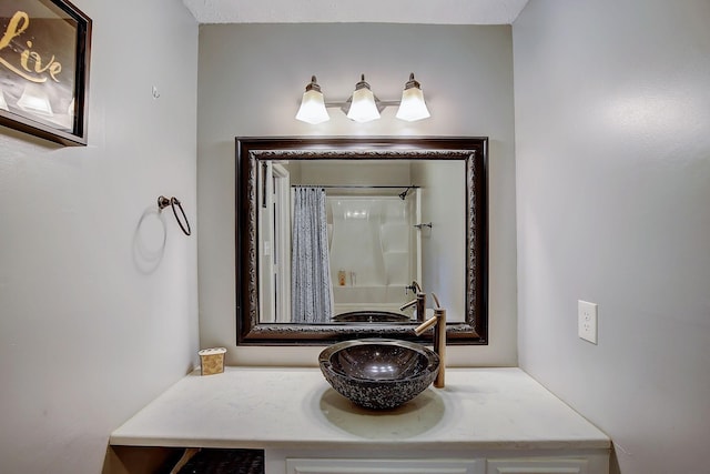 1611 Saltlick Pl, Murfreesboro, TN 37129 - bathroom view of vanity and a shower with curtain