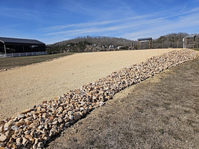 601 Riverfront Dr, Clifton, TN 38425