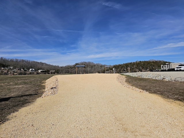 601 Riverfront Dr, Clifton, TN 38425