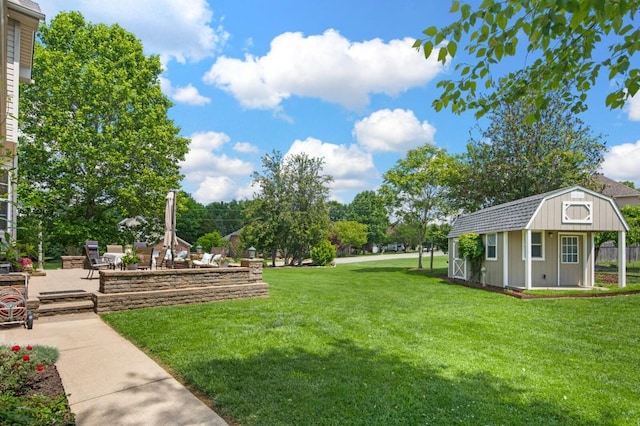 1243 Curtis Dr, Lebanon, TN 37087 - view of green lawn with an outdoor structure