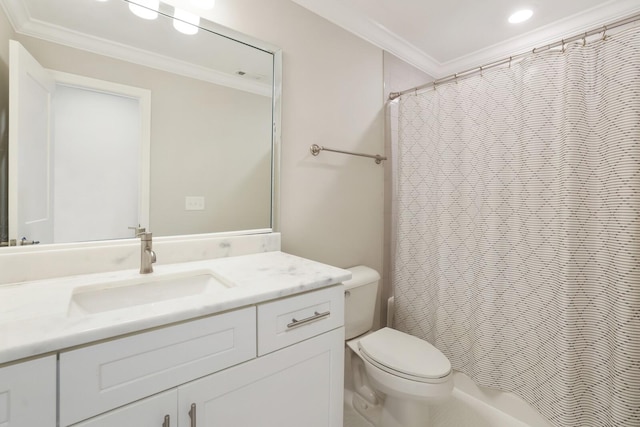 212 Lotus Ct, Hendersonville, TN 37075 - full bathroom featuring crown molding, toilet, vanity, a shower with curtain, and recessed lighting