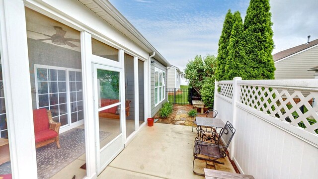 402 Cottonwood Dr, Mount Juliet, TN 37122 - view of patio / terrace