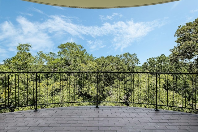 4215 Harding Pike Unit 601, Nashville, TN 37205 - view of patio / terrace