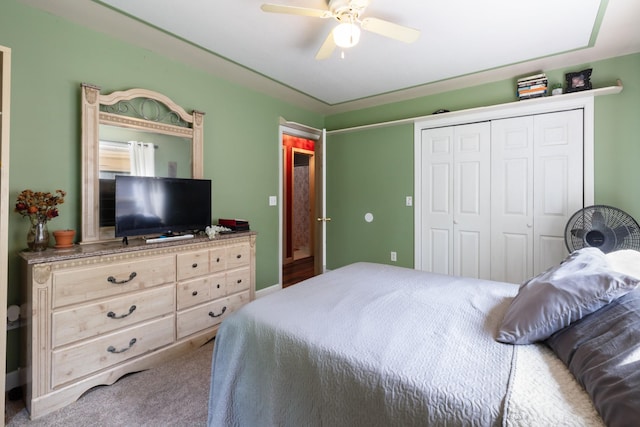 4357 Old Blacktop Rd, Mc Ewen, TN 37101 - bedroom with a closet, carpet floors, and ceiling fan