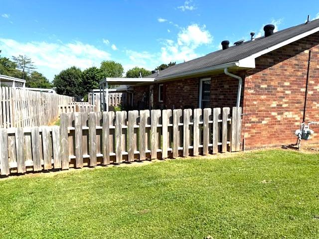 1130 Horse Mountain Rd Unit E, Shelbyville, TN 37160 - view of side of property with brick siding