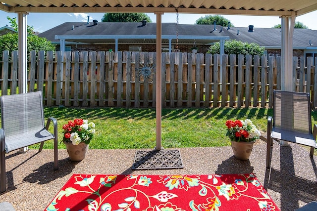 1130 Horse Mountain Rd Unit E, Shelbyville, TN 37160 - view of yard featuring a patio