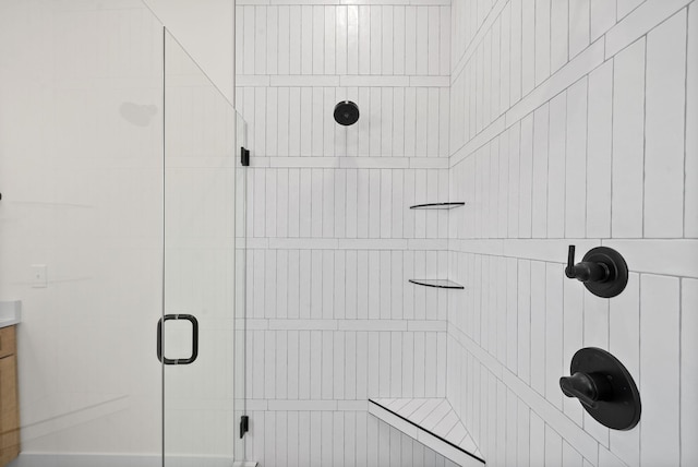 24 Fawn Mdws, Clarksville, TN 37043 - bathroom with a shower stall and vanity