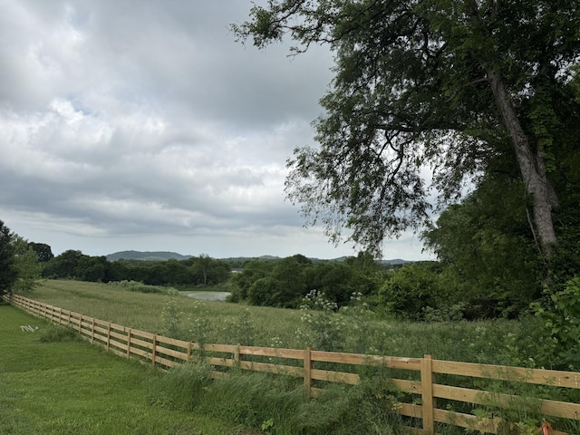 1024 Peak Dr, Castalian Springs, TN 37031