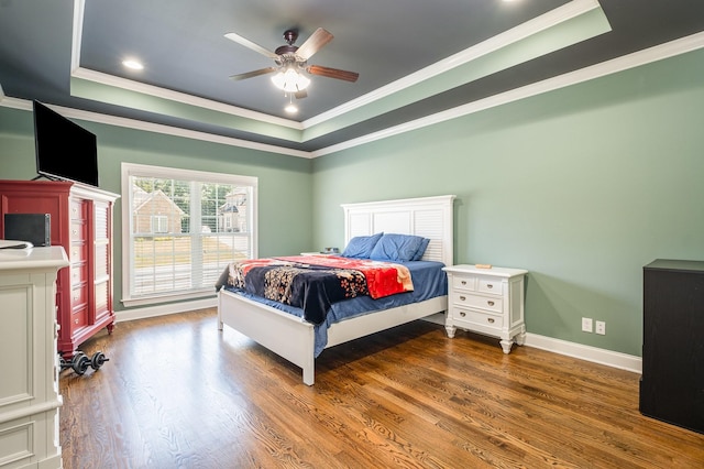 4423 Garcia Blvd, Murfreesboro, TN 37128 - bedroom featuring a tray ceiling, crown molding, wood finished floors, baseboards, and recessed lighting