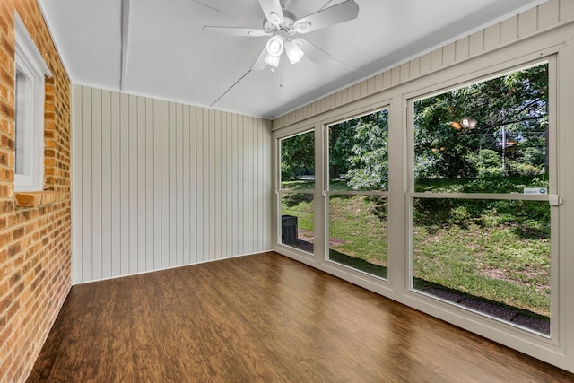 523 Williamsburg Dr, Nashville, TN 37214 - unfurnished sunroom featuring brick wall and wood finished floors