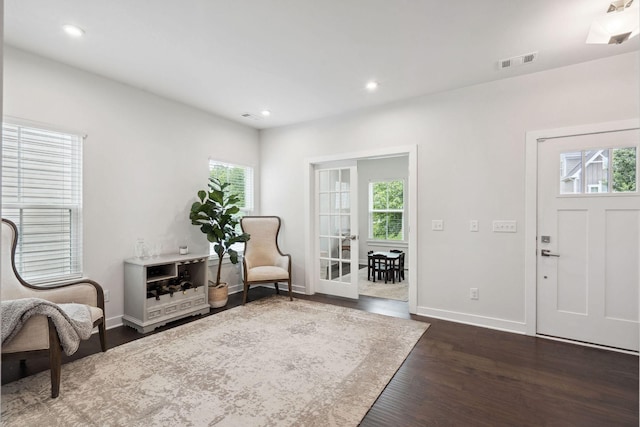 9420 Kaplan Ave, Brentwood, TN 37027 - living area with plenty of natural light, dark wood finished floors, recessed lighting, and baseboards
