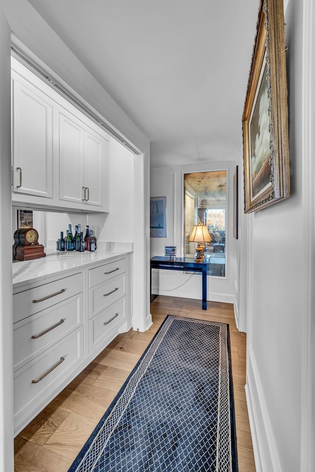 4215 Harding Pike Unit 610, Nashville, TN 37205 - corridor featuring light wood-style flooring and baseboards