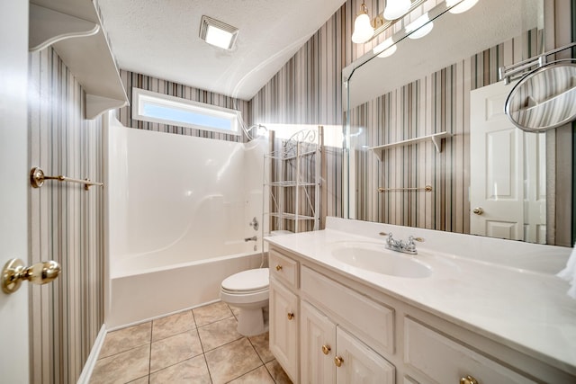 1101 Wedgewood Dr, Gallatin, TN 37066 - bathroom featuring wallpapered walls, vanity, toilet, shower / bath combination, and tile patterned flooring