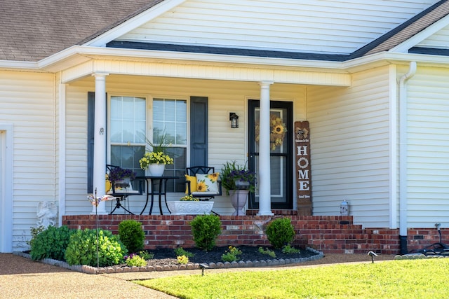 1101 Wedgewood Dr, Gallatin, TN 37066 - view of exterior entry with a porch and a shingled roof
