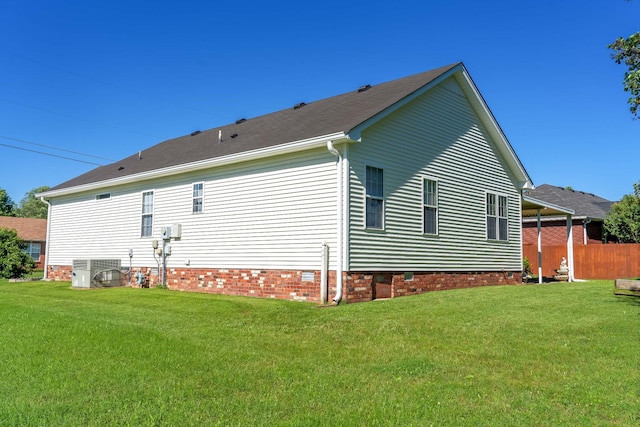 1101 Wedgewood Dr, Gallatin, TN 37066 - back of house featuring crawl space, a yard, and cooling unit