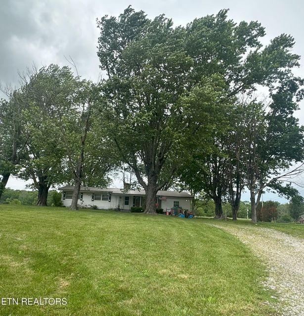 240 Tate Rd, Crossville, TN 38571 - photo 18